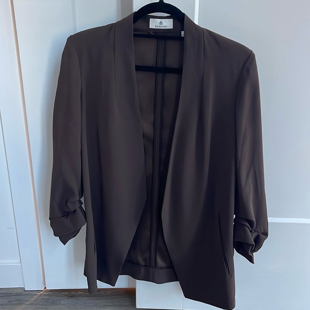 Aritzia Babaton Power Blazer in Rich Mocha Brown Size 4